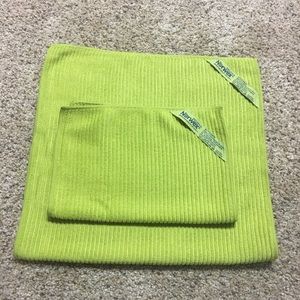 Norwex kitchen cloth and towel set